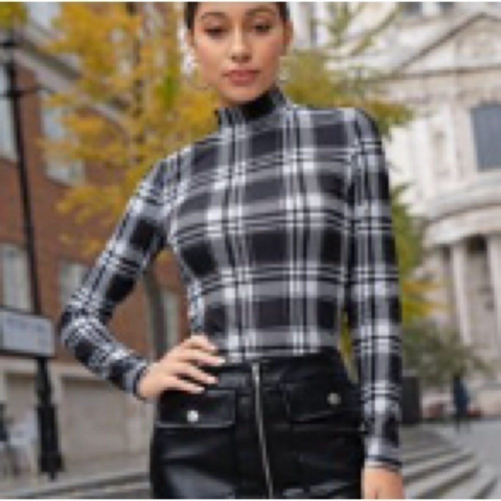 Black white Plaid sexy top